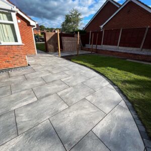 EARTHCORE GREY PORCELAIN